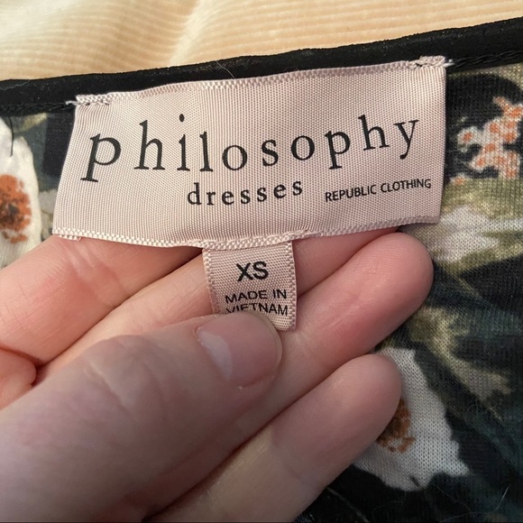 Philosophy women’s floral ‎ ruffled dress in size xs - Picture 7 of 9